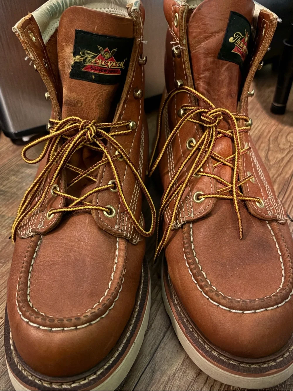 Men's thorogood work boots